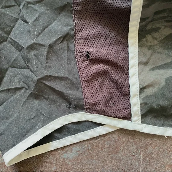 Nike Shorts - Picture 3 of 3